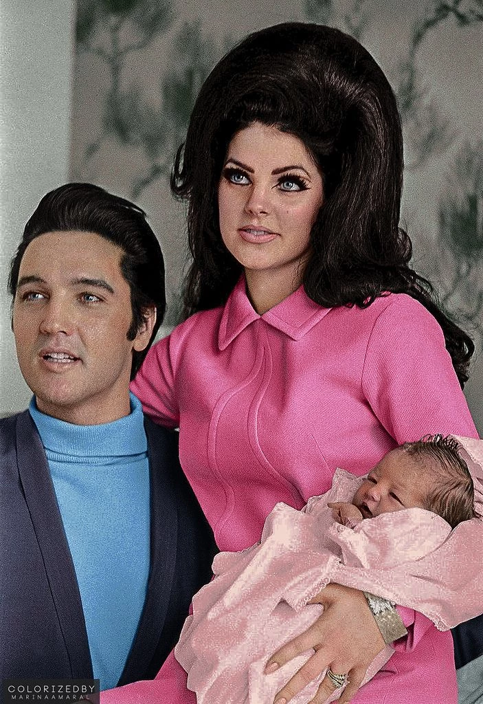 2_Familienbild_Presley.webp