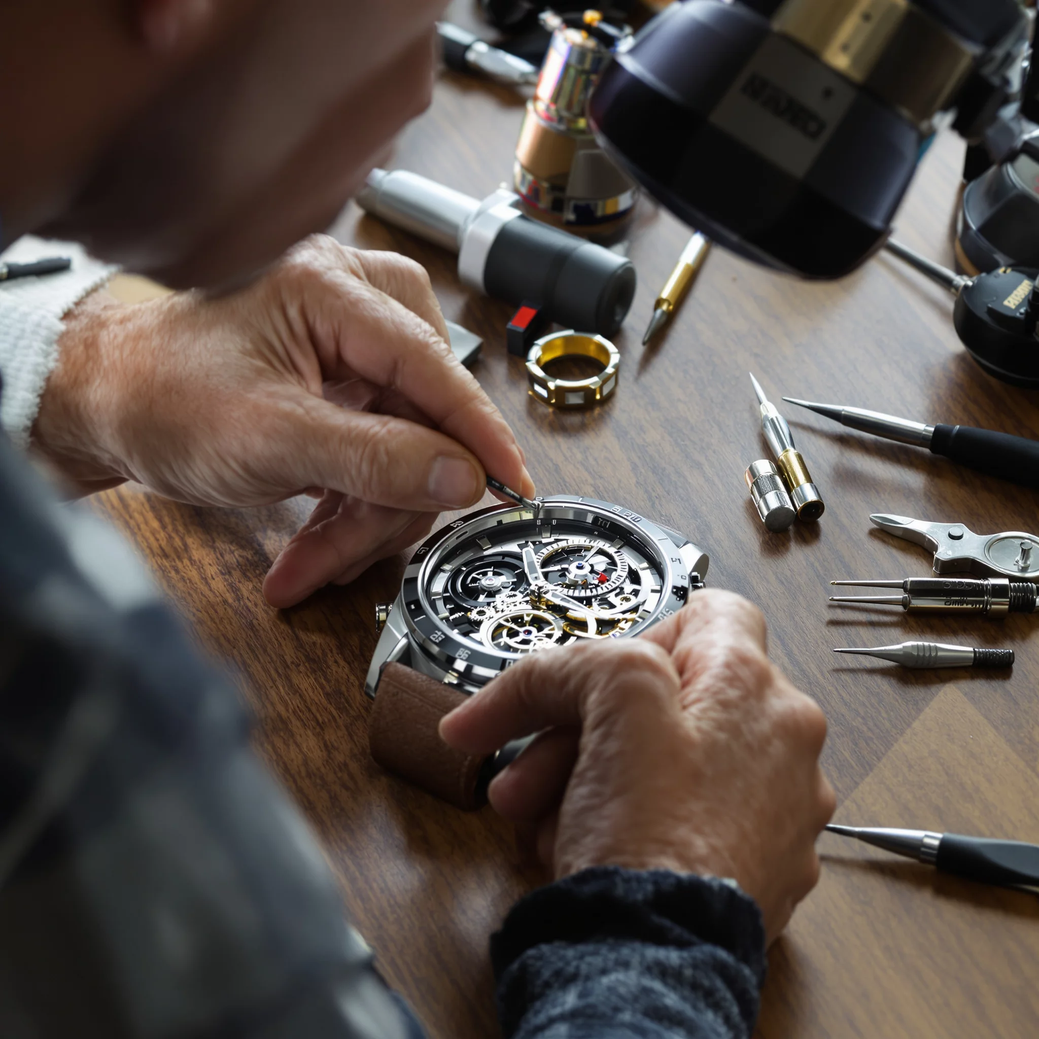 Formel-1-Inspiration am Handgelenk: Rennsportuhren stilvoll kombinieren